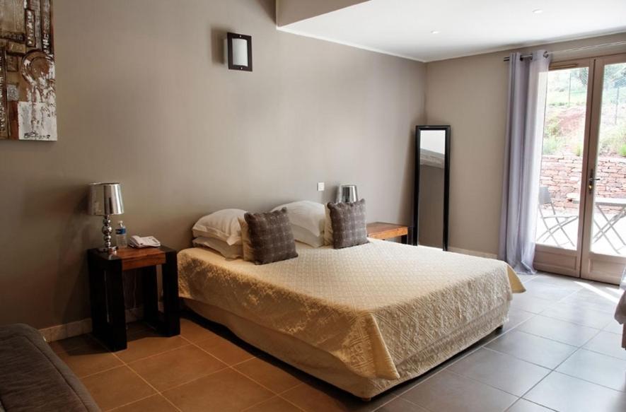 L'Hotellerie Kouros Кюэр Номер фото