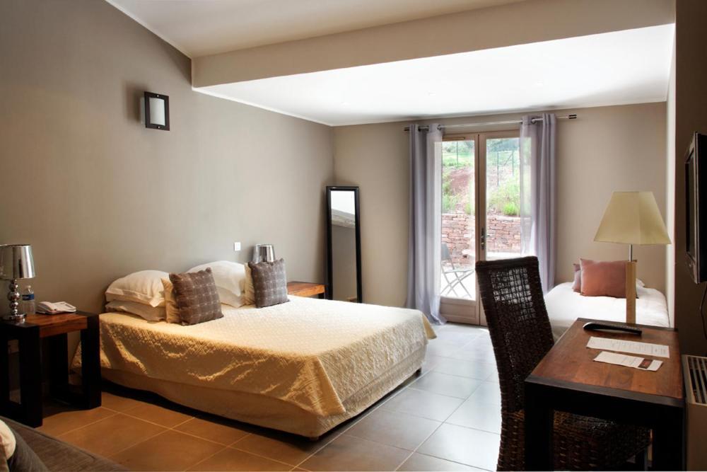 L'Hotellerie Kouros Кюэр Номер фото
